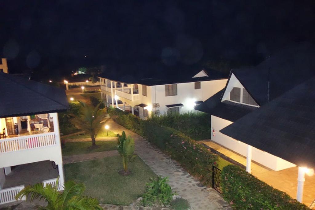 Апарт отель Morning Star Diani Диани-Бич Экстерьер фото